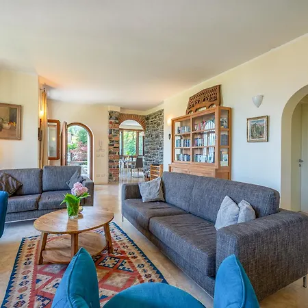 Ambra Ferienvilla Дом отдыха